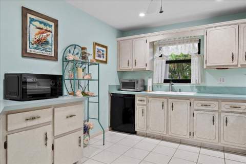 755 Saturn Street #H101, Jupiter FL - photo 13 of 40