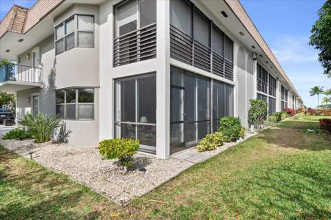 755 Saturn Street #H101, Jupiter FL - photo 23 of 40