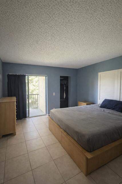 2 bedroom Condominium at 416 Meadows Circle, Meadows On The Green Condominium, Boynton Beach — photo 3