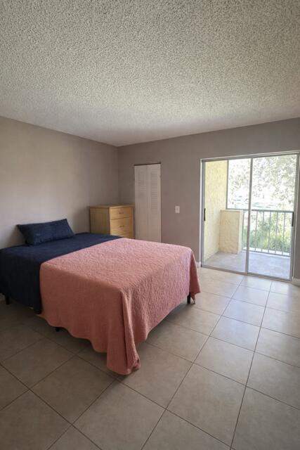 2 bedroom Condominium at 416 Meadows Circle, Meadows On The Green Condominium, Boynton Beach — photo 5