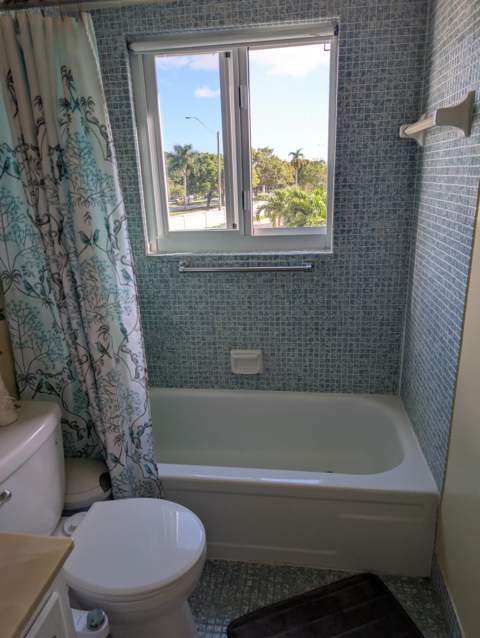 3036 Ventnor H #3036, Deerfield Beach FL - photo 13 of 25