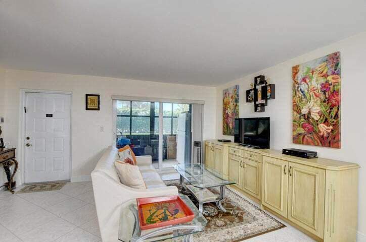 2 bedroom Condominium at 7539 S Oriole Boulevard #103, Evergreen Condo, Delray Beach — photo 4