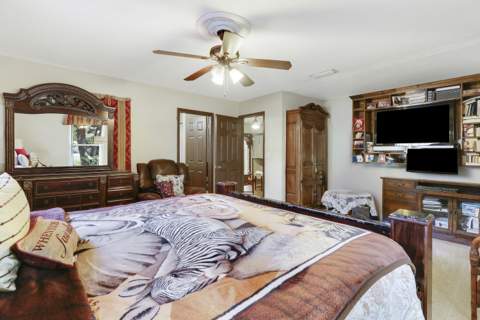10868 Larch Court, Palm Beach Gardens FL - photo 23 of 39