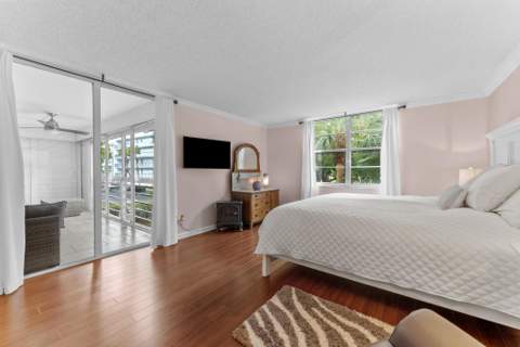 6300 NW 2nd Avenue #201, Boca Raton FL - photo 16 of 32