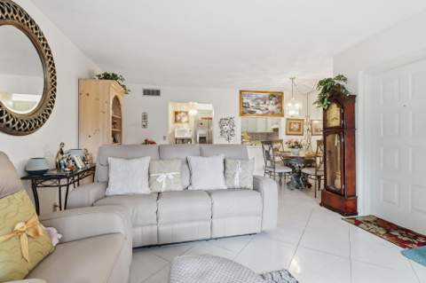 1102 Green Pine Boulevard #A1, West Palm Beach FL - photo 8 of 24