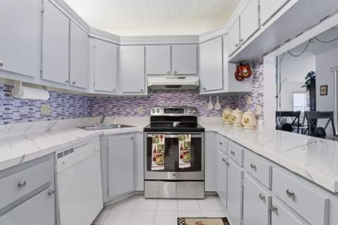 1102 Green Pine Boulevard #A1, West Palm Beach FL - photo 15 of 24
