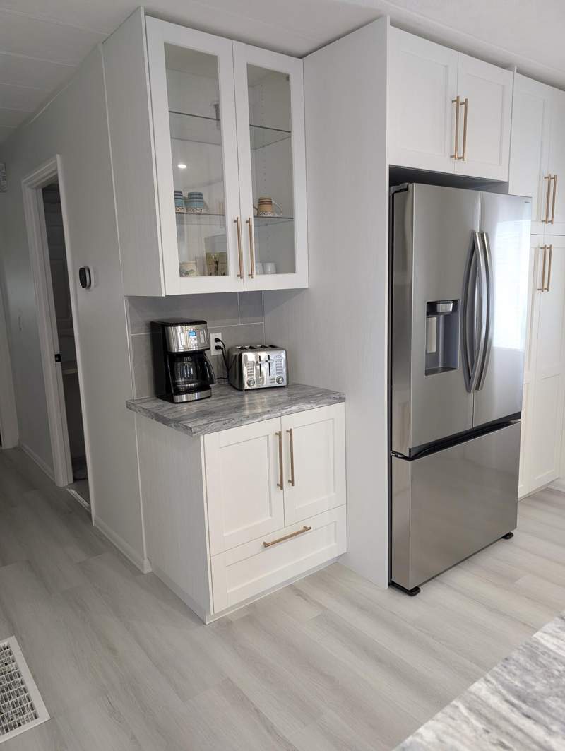 2 bedroom Mobile Home at 37045 Exuma Bay, Jamaica Bay Mobile Home Co Op, Boynton Beach — photo 4