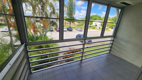 91 Coventry D, West Palm Beach FL - photo 20 of 23