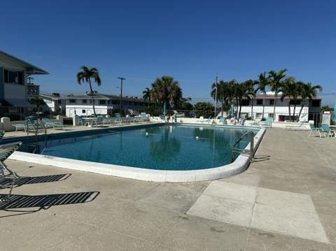 2381 Sunset Avenue #216, Lake Worth FL - photo 19 of 33