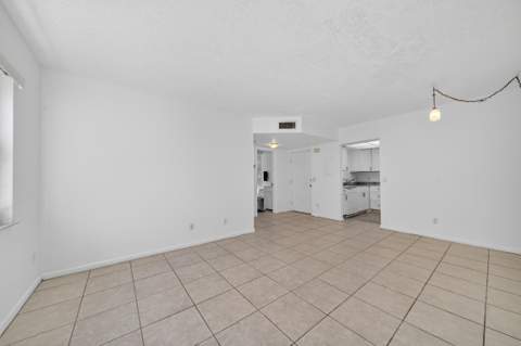 1679 SE Green Acres Circle #Mm 102, Port St. Lucie FL - photo 12 of 29