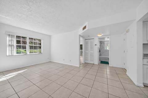 1679 SE Green Acres Circle #Mm 102, Port St. Lucie FL - photo 15 of 29