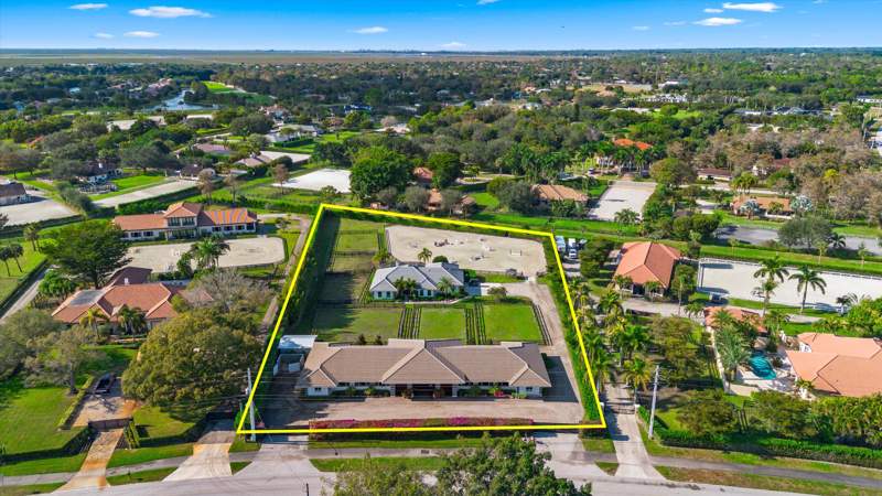 4 bedroom Single Family Residence at 14371 Wellington Trace, Paddock Park 2 Of Wellington, Wellington — photo 2