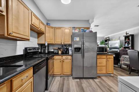 831 30th Court, West Palm Beach FL - photo 12 of 33