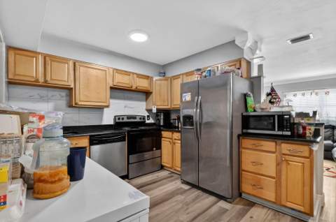 831 30th Court, West Palm Beach FL - photo 14 of 33