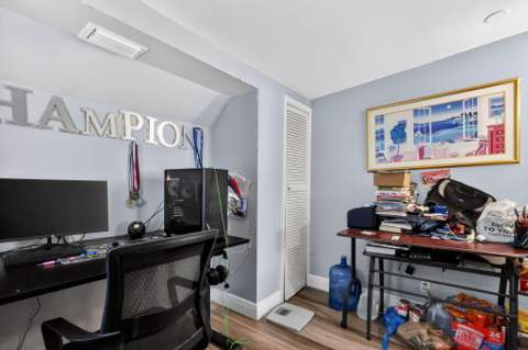 831 30th Court, West Palm Beach FL - photo 15 of 33
