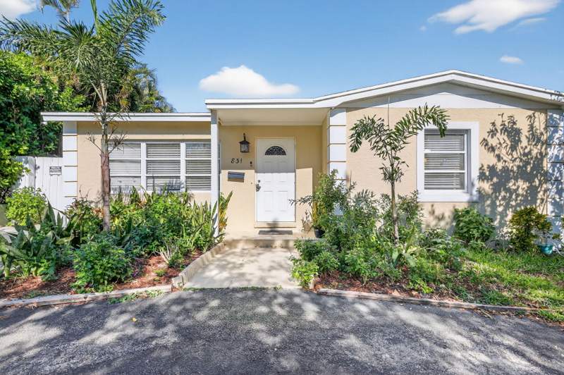 4 bedroom Single Family Residence at 831 30th Court, Northwood Add, West Palm Beach — photo 4