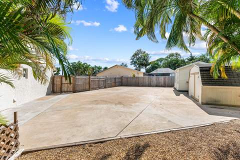 6567 Cindi Lane, Greenacres FL - photo 6 of 18