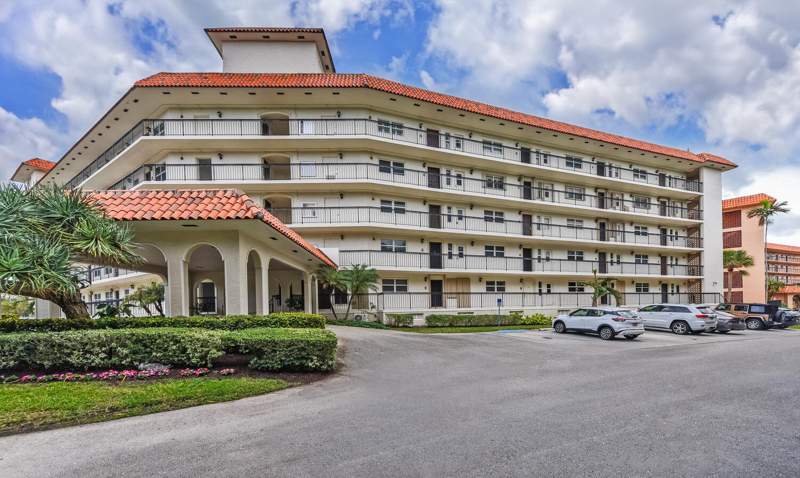 2 bedroom Condominium at 2871 N Ocean Boulevard #F429, San Remo, Boca Raton — photo 2