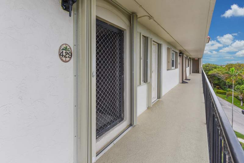 2 bedroom Condominium at 2871 N Ocean Boulevard #F429, San Remo, Boca Raton — photo 4