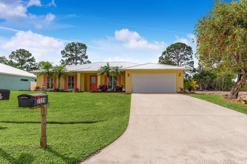 3 bedroom Single Family Residence at 1126 SW Calmar Avenue, Port St Lucie Section 33, Port St. Lucie — photo 2