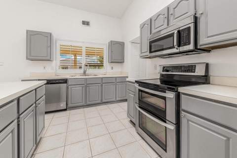1126 SW Calmar Avenue, Port St. Lucie FL - photo 8 of 23