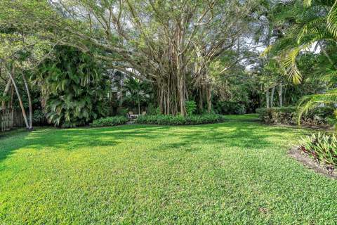 1202 N Swinton Avenue, Delray Beach FL - photo 19 of 32