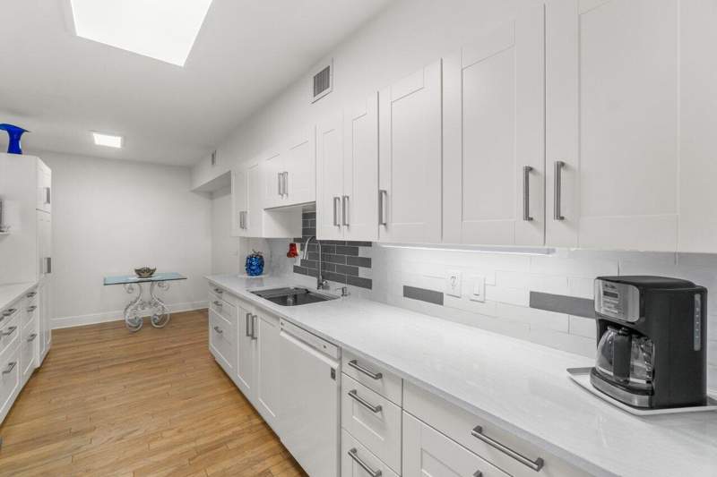 2 bedroom Condominium at 1401 S Ocean Boulevard #3090, Mayfair Of Boca Raton Condo, Boca Raton — photo 5