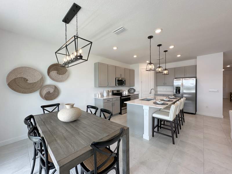 4 bedroom Single Family Residence at 6205 NW Sweetwood Drive, Ltc Ranch West Phase 1 Brystol at Wylder, Port St. Lucie — photo 5