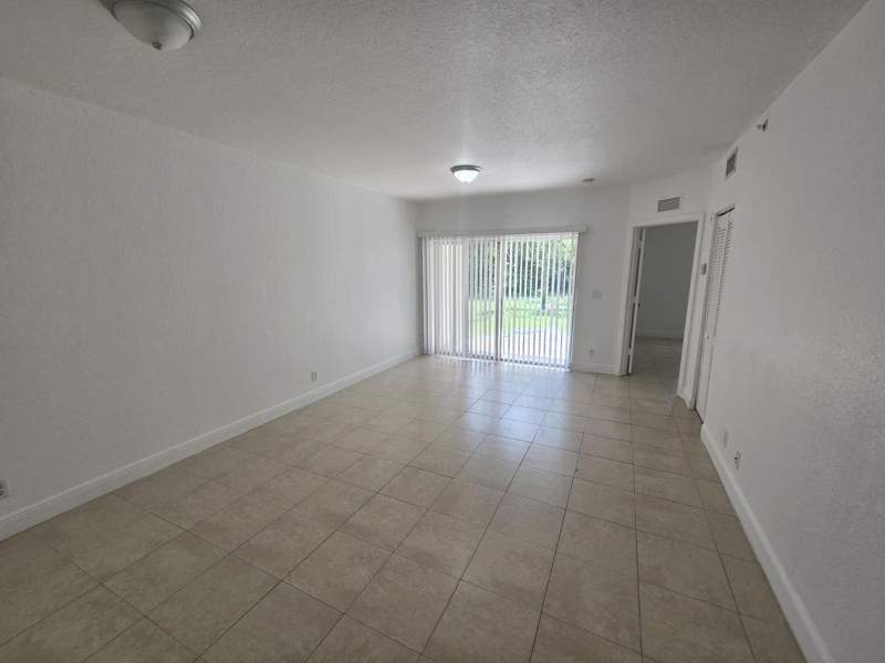 3 bedroom Condominium at 1161 Golden Lakes Boulevard #1315, Belvedere Isles Condo No 2, West Palm Beach — photo 2