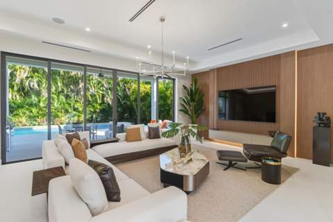 450 NE Spanish Court, Boca Raton FL - photo 7 of 32