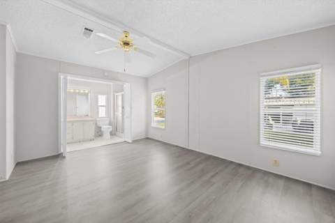 8221 Cinnamon Lane, Port St. Lucie FL - photo 11 of 20