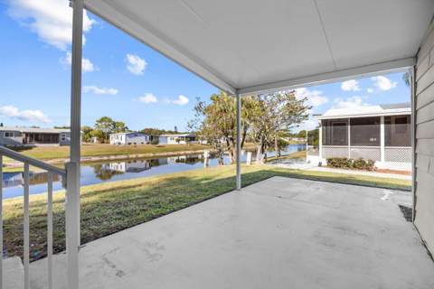 8221 Cinnamon Lane, Port St. Lucie FL - photo 20 of 20