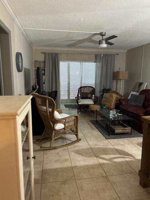 2811 S Garden Drive #207, Lake Worth FL - photo 6 of 25