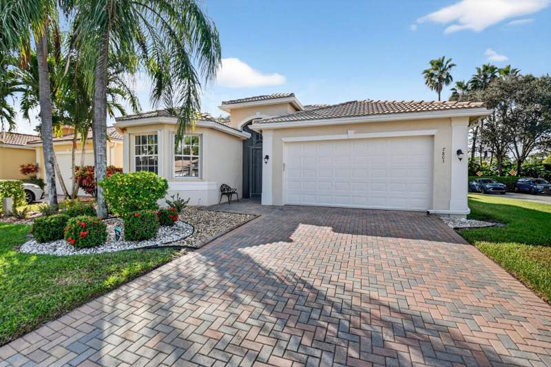 3 bedroom Single Family Residence at 7803 Sundial Harbor Pt., Valencia Shores 5, Lake Worth — photo 2