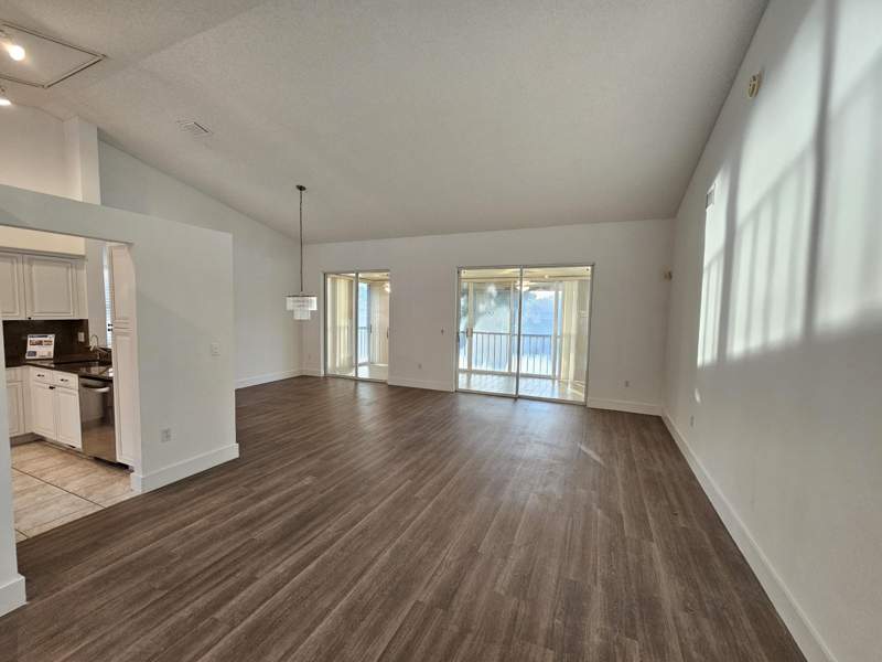 2 bedroom Condominium at 9637 Shadybrook Drive #201, Palm Isles I, II And III Condos, Boynton Beach — photo 5