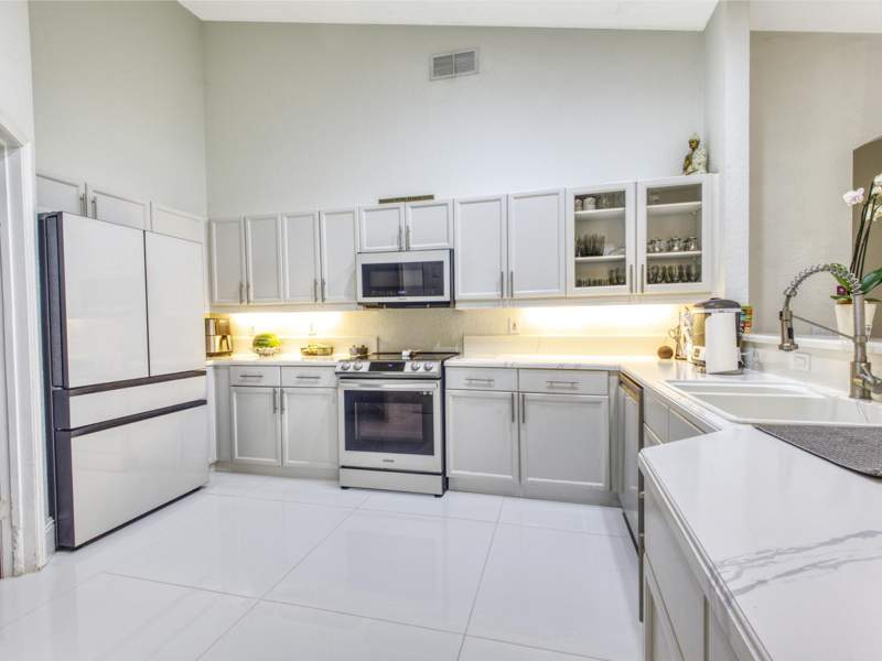 3 bedroom Single Family Residence at 6660 Conch Court, Boynton Waters West 1, Boynton Beach — photo 2