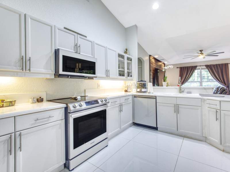 3 bedroom Single Family Residence at 6660 Conch Court, Boynton Waters West 1, Boynton Beach — photo 3