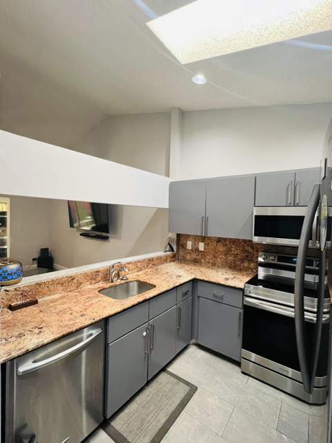 4241 Green Forest Way, Boynton Beach FL - photo 8 of 26