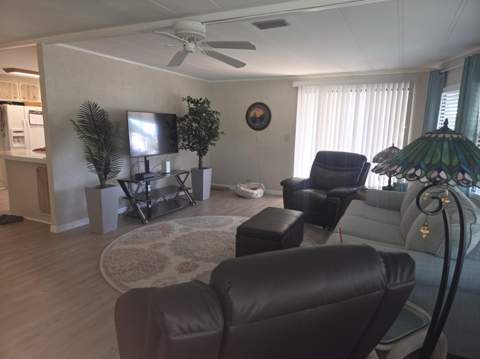 7871 SE Shenandoah Drive, Hobe Sound FL - photo 9 of 45