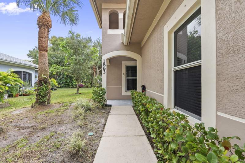 2 bedroom Villa at 1863 S Dovetail Drive #B1, The Lakes At The Savannahs Condominium, Fort Pierce — photo 3