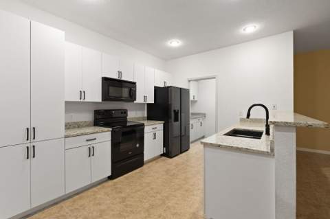 1863 S Dovetail Drive #B1, Fort Pierce FL - photo 12 of 31