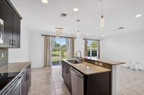 4545 Tara Cove Way, West Palm Beach FL - photo 12 of 47