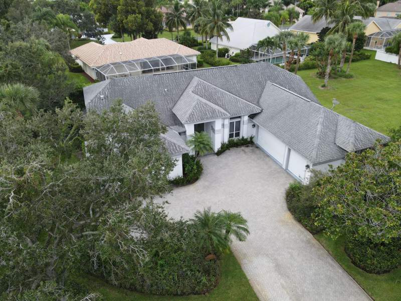 4 bedroom Single Family Residence at 1111 SE Westchester Drive, River Vista Subdivision Replat, Port St. Lucie — photo 2