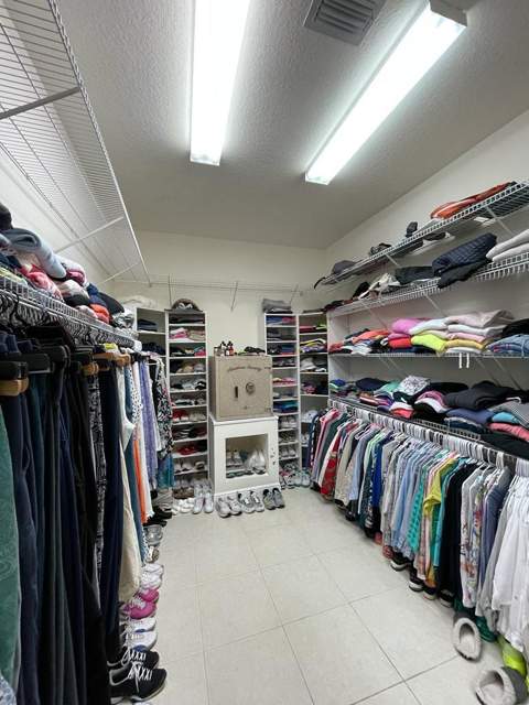 1111 SE Westchester Drive, Port St. Lucie FL - photo 15 of 55