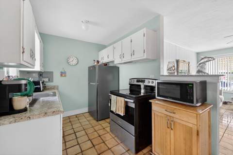 2105 Worthington Road, West Palm Beach FL - photo 13 of 25