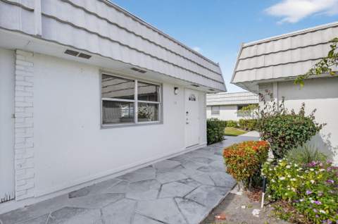 170 Valencia H, Delray Beach FL - photo 17 of 36