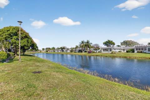 170 Valencia H, Delray Beach FL - photo 21 of 36