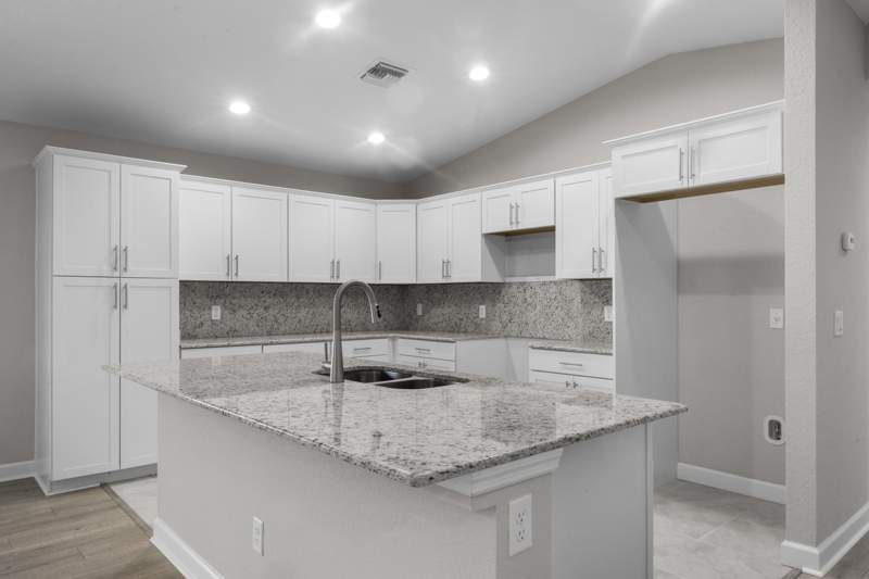 3 bedroom Single Family Residence at 14801 Tucan Street, Spanish Lakes Fairways, Fort Pierce — photo 5