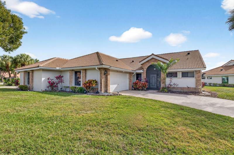 2 bedroom Villa at 7400 Hearth Stone Avenue, Aberdeen 12, Boynton Beach — photo 2