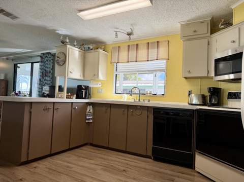 14463 Dalia Avenue, Fort Pierce FL - photo 8 of 25